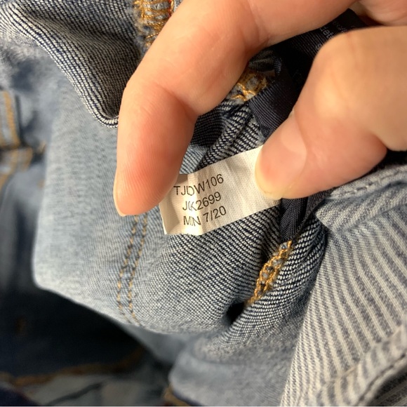 Tommy Hilfiger Dark Wash Mid Rise Straight Leg Casual Denim Jeans 2 - Picture 11 of 11